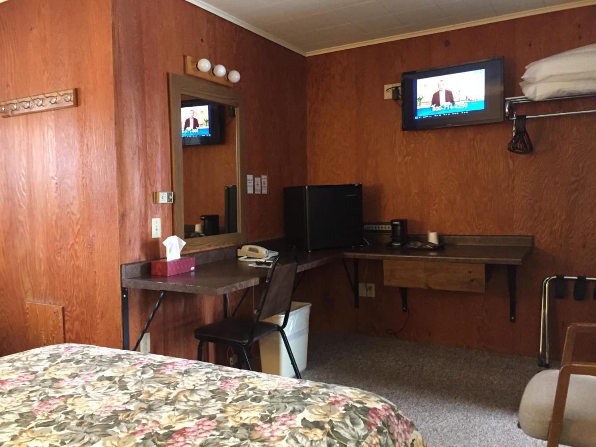 Indianhead Motel Ironwood Bagian luar foto