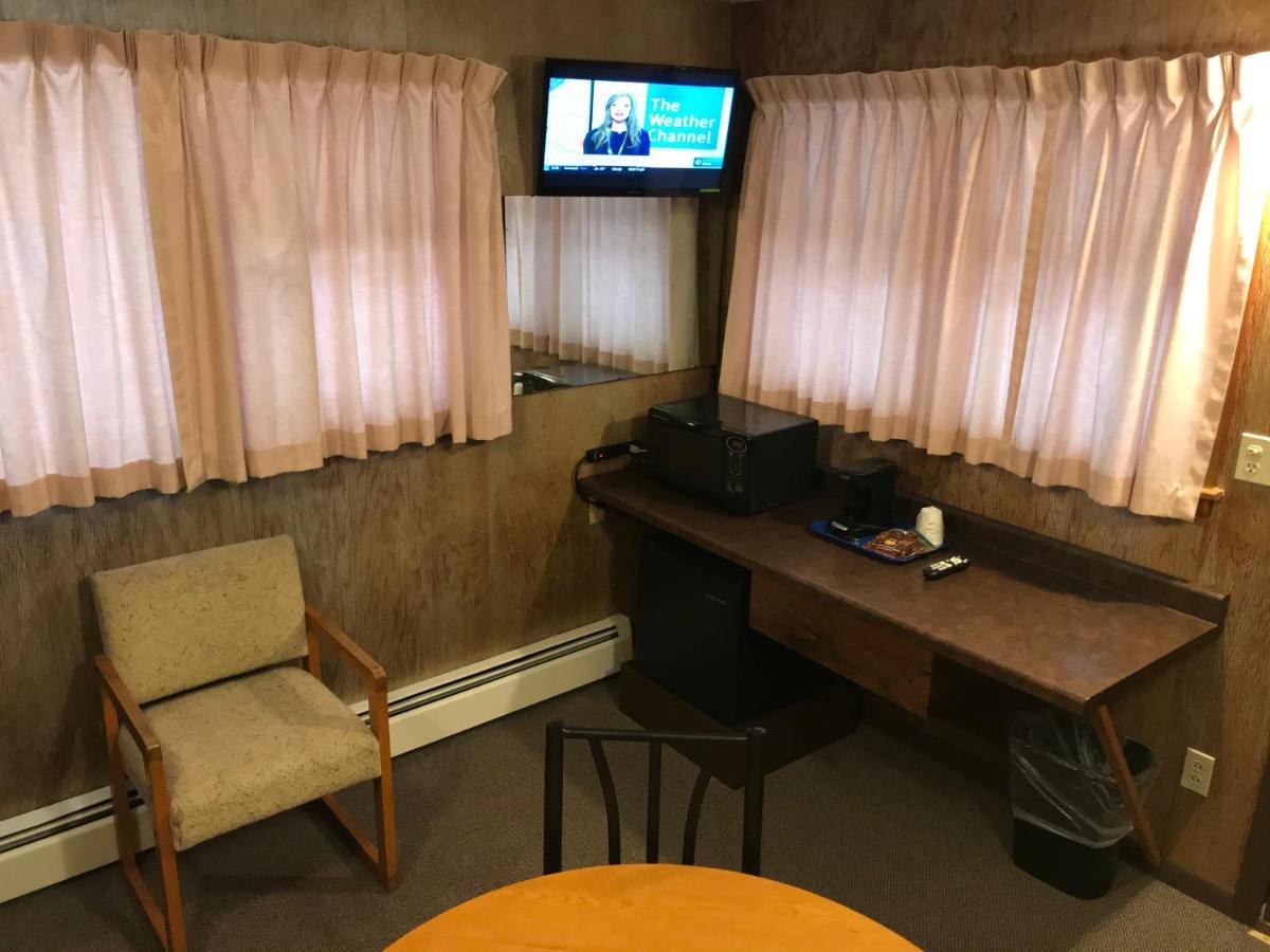 Indianhead Motel Ironwood Bagian luar foto