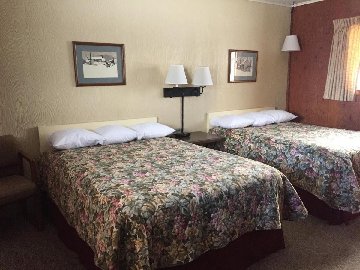 Indianhead Motel Ironwood Bagian luar foto