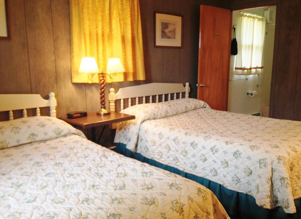 Indianhead Motel Ironwood Ruang foto